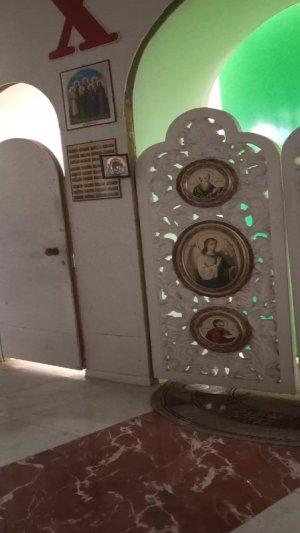 Божественная служба в храме Святой Троицы