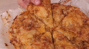 Забудьте про пиццу! Секретный чесночный хлеб с двойным сыром, который сводит с ума с первого кусочка