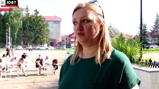 Воспитанники подросткового клуба Альметьевска вышли на пленэр