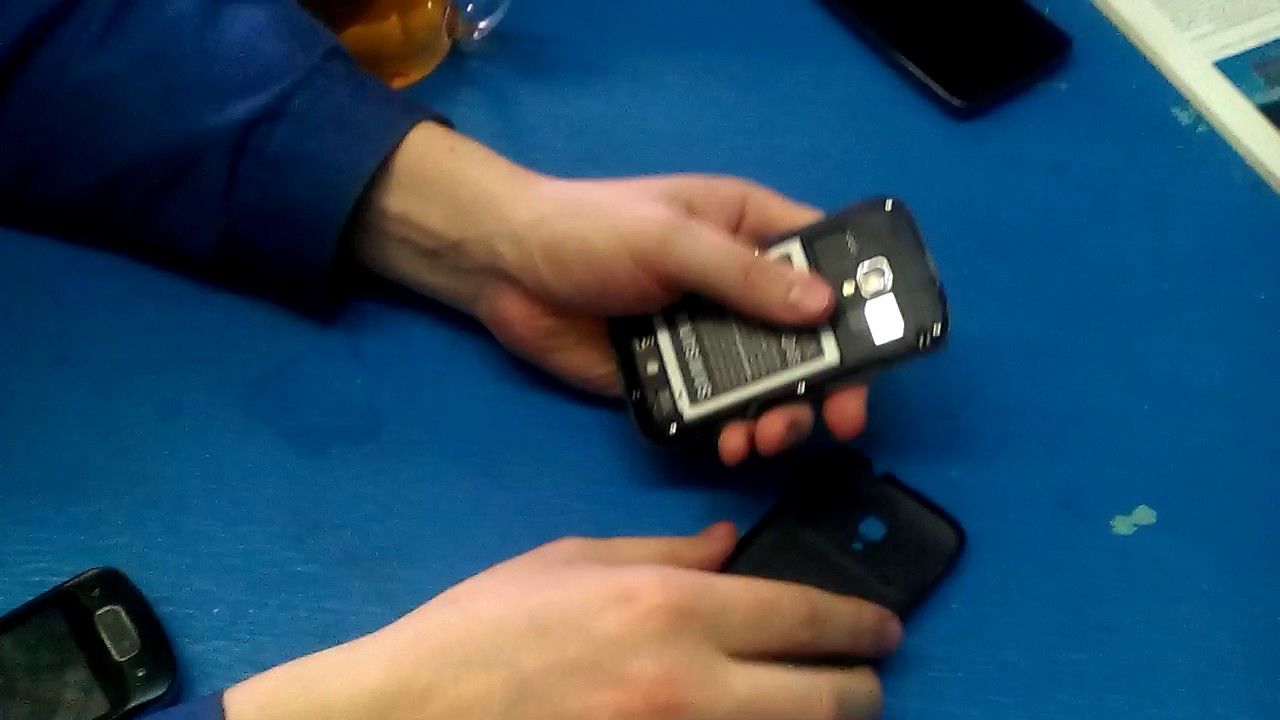 Купаем телефон samsung в спирте смотреть онлайн