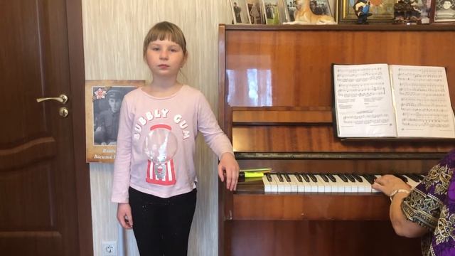 Шли солдаты на войну. Ксения Карплюк. 2020г. смотреть онлайн