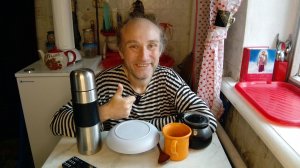 Завтрак с котями. Мозг сжался и стал очень плотным. Мукбанг. Обжор. Еда на камеру. Диета. Шизофрения