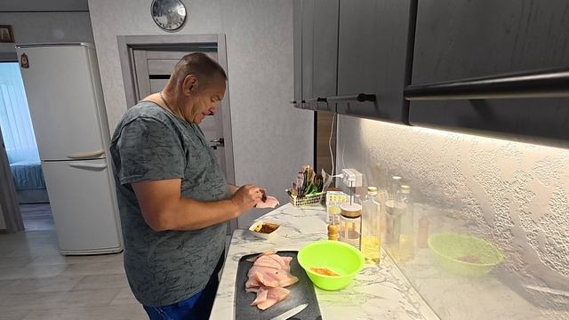 Надо было на повара учиться. смотреть онлайн