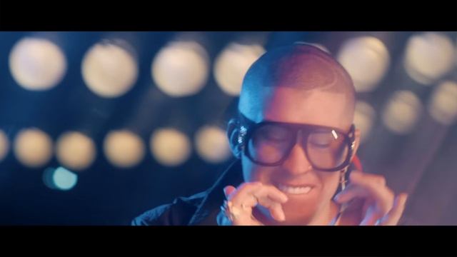 Natti Natasha x Bad Bunny - Amantes De Una Noche смотреть онлайн