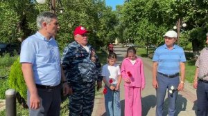 В Избербаше отдали дань уважения и памяти подвигу Героя России Магомеда Нурбагандова