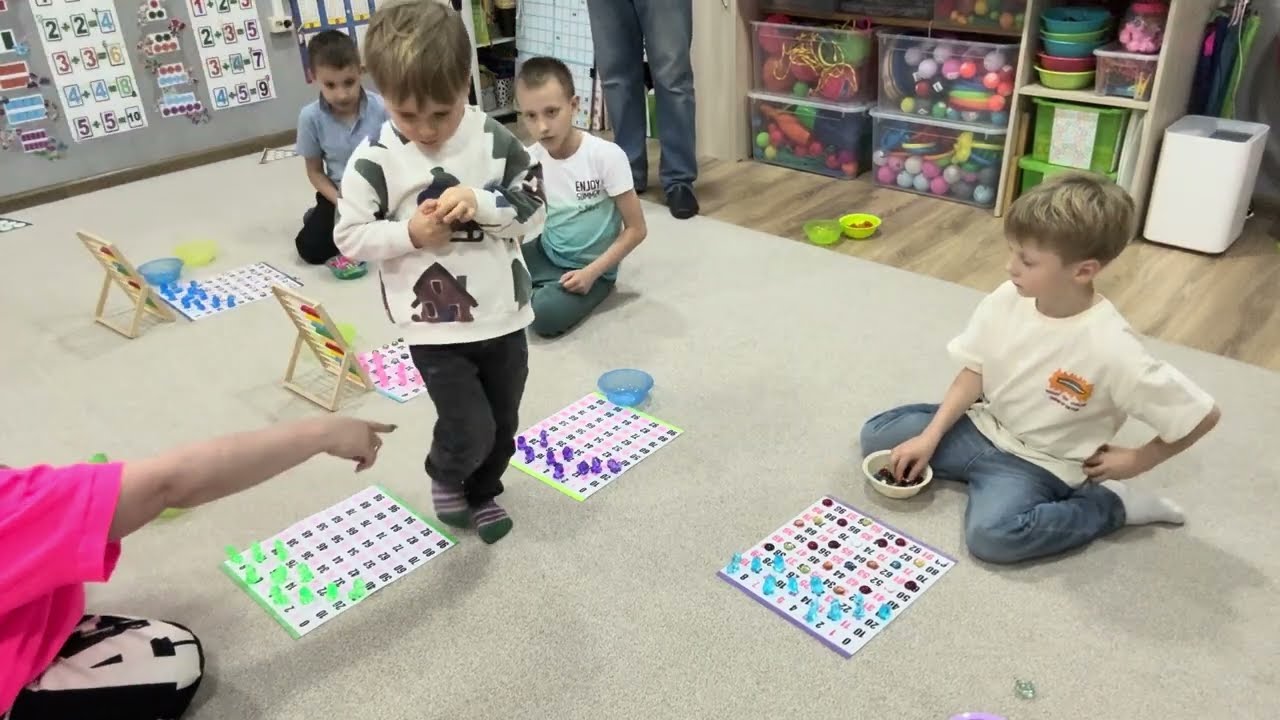 Умножение на 3, 6 и 9 на счетных палочках, 1 часть. «ВШЭ Натальи Савиной». Методики Зайцева. смотреть онлайн