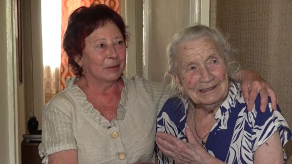 В Ярославле отметила 100-летний юбилей ветеран войны и труженица тыла смотреть онлайн