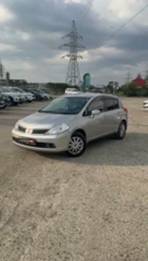 NISSAN TIIDA