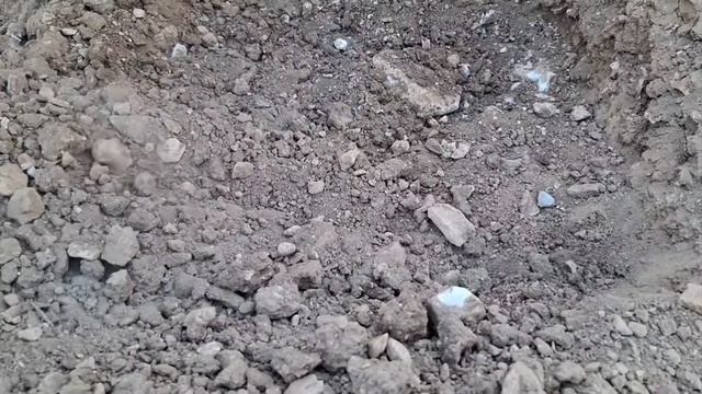 46с. Она живёт одна в горной хижине | Я построила Аху курятник смотреть онлайн