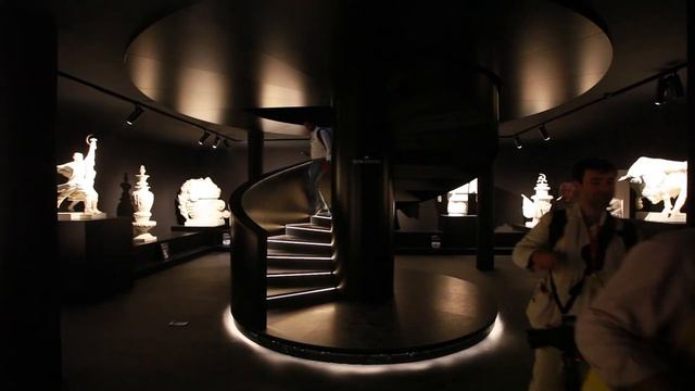 Павел Нефедов: виртуальная экскурсия по выставке «V.D.N.H. URBAN PHENOMENON» в Венеции, 25.08.2016 смотреть онлайн