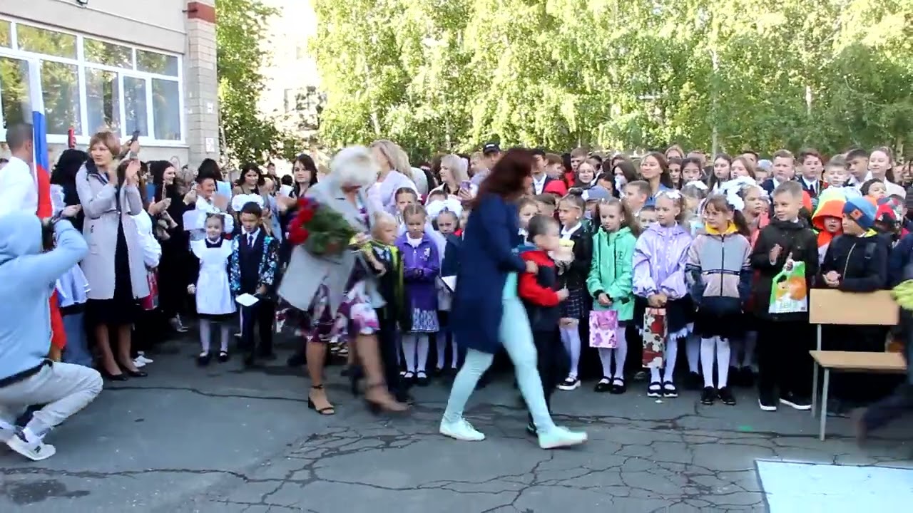 Школьный звонок зовет на урок! смотреть онлайн