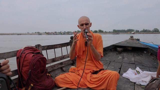Ямуна (Шри Вриндаван, Ашта Сакхи паломничество) - Е.М. Сарвагья прабху смотреть онлайн