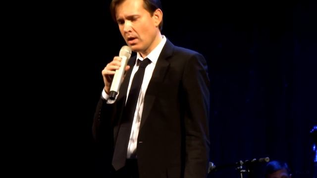 Олег Погудин "Надпись на камне"(Я дворянин арбатского двора) смотреть онлайн