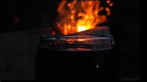 Романтический вечер у костра, магия огня и тёплого света...🍹