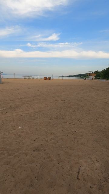 в 6 утра на пляже смотреть онлайн