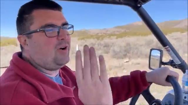 Kid Breaks NEW Phone With A Hammer - Dad Swears And Freaks Out Original [get.gt] смотреть онлайн