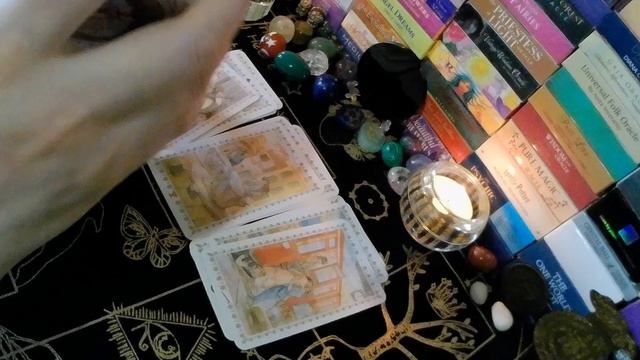 ЕГО МЫСЛИ ОБ ОТНОШЕНИЯХ С ВАМИ❓ ЧЕГО ХОЧЕТ💬 таро расклад смотреть онлайн