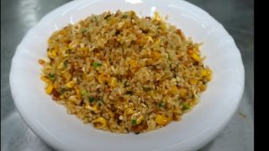 Жареный рис с яйцом классический рецепт ( вчерашний рис ) Китайская кухня Рецепт от повара
