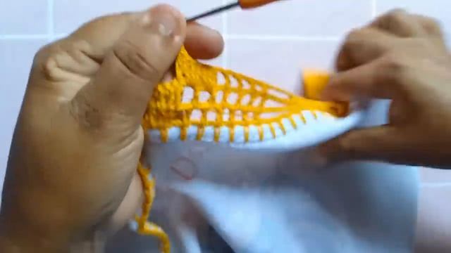 Маленькая кайма с мотивом бабочки крючком – подробный пошаговый урок смотреть онлайн