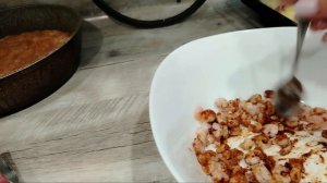 Пиццы много не бывает. И, опять ливень.