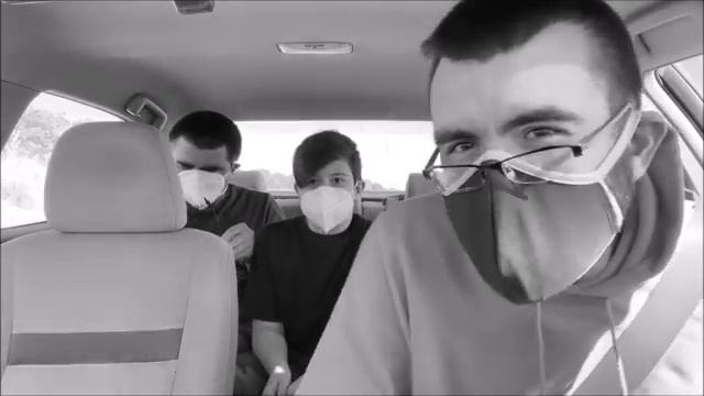 Kid Temper Tantrum Flips Off And Swears At Uber Driver - KICKED OUT Original [get.gt] смотреть онлайн