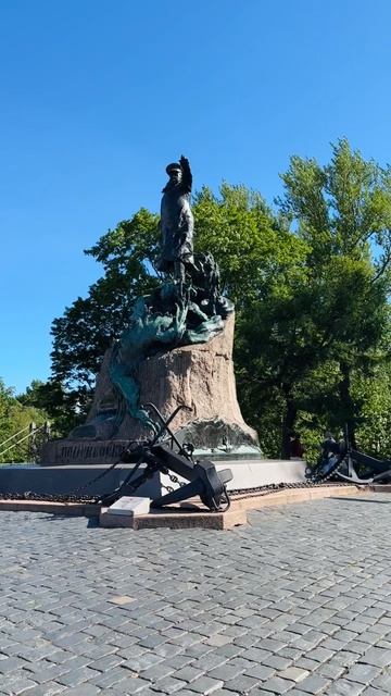 Якорная площадь в Кронштадте