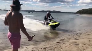 Случаи на Пляжах, которые Вы Захотите Пересмотреть Дважды