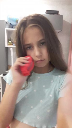 😐😊😍😋😍😐