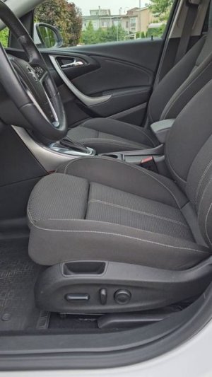 Opel Astra J 2014