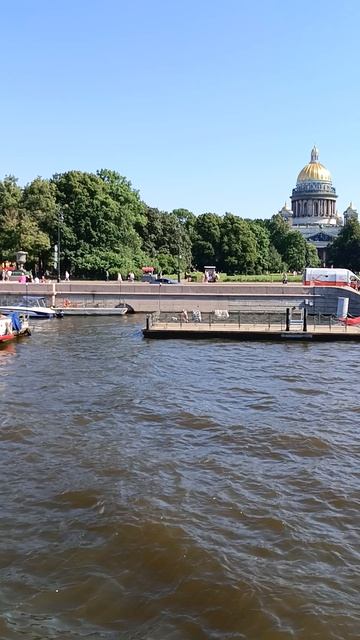 Вид с Экскурсионного теплохода на экскурсии по Санкт-Петербургу 7-я часть. Исаакиевский собор обзор.