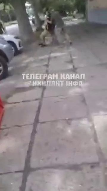 — Я не гражданин Украины   — Да пох..!