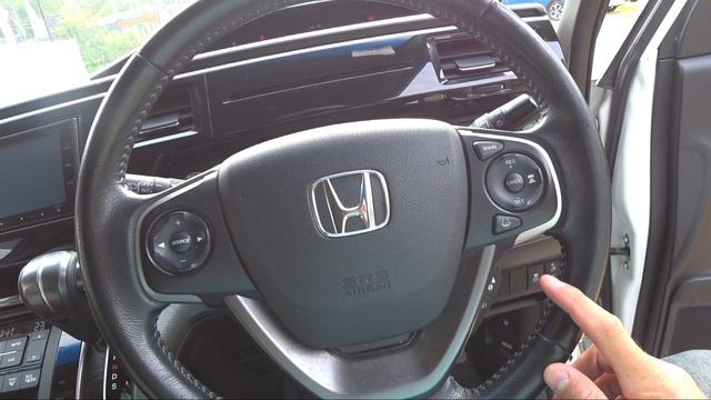 Honda Stepwgn 2016