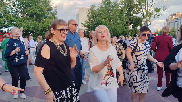 12 июля. Малинки... смотреть онлайн