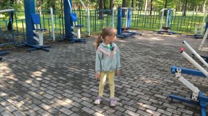София и Лимон. Утренняя зарядка.