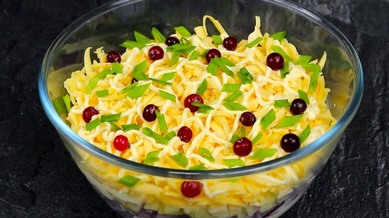 Всего 4 ингредиента! Вкуснющий Салат "Зарянка" Готовится Быстро, съедается моментально! смотреть онлайн