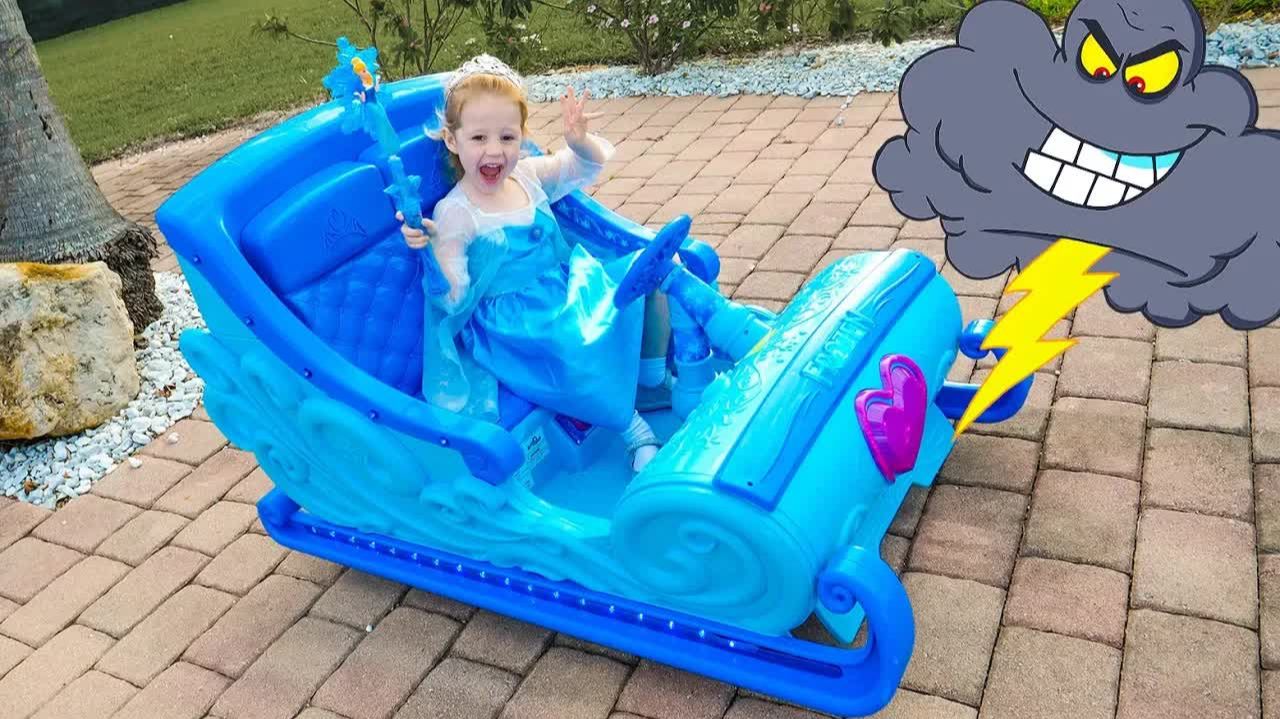 Disney «Холодное сердце»: катание на санях и спасение игрушек смотреть онлайн
