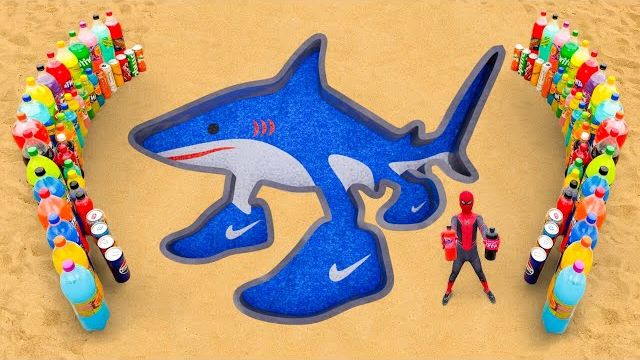 Как приготовить Тралалеро Тралала с Mentos и газировкой, Orbeez, гигантскими шариками Pepsi, Coca... смотреть онлайн