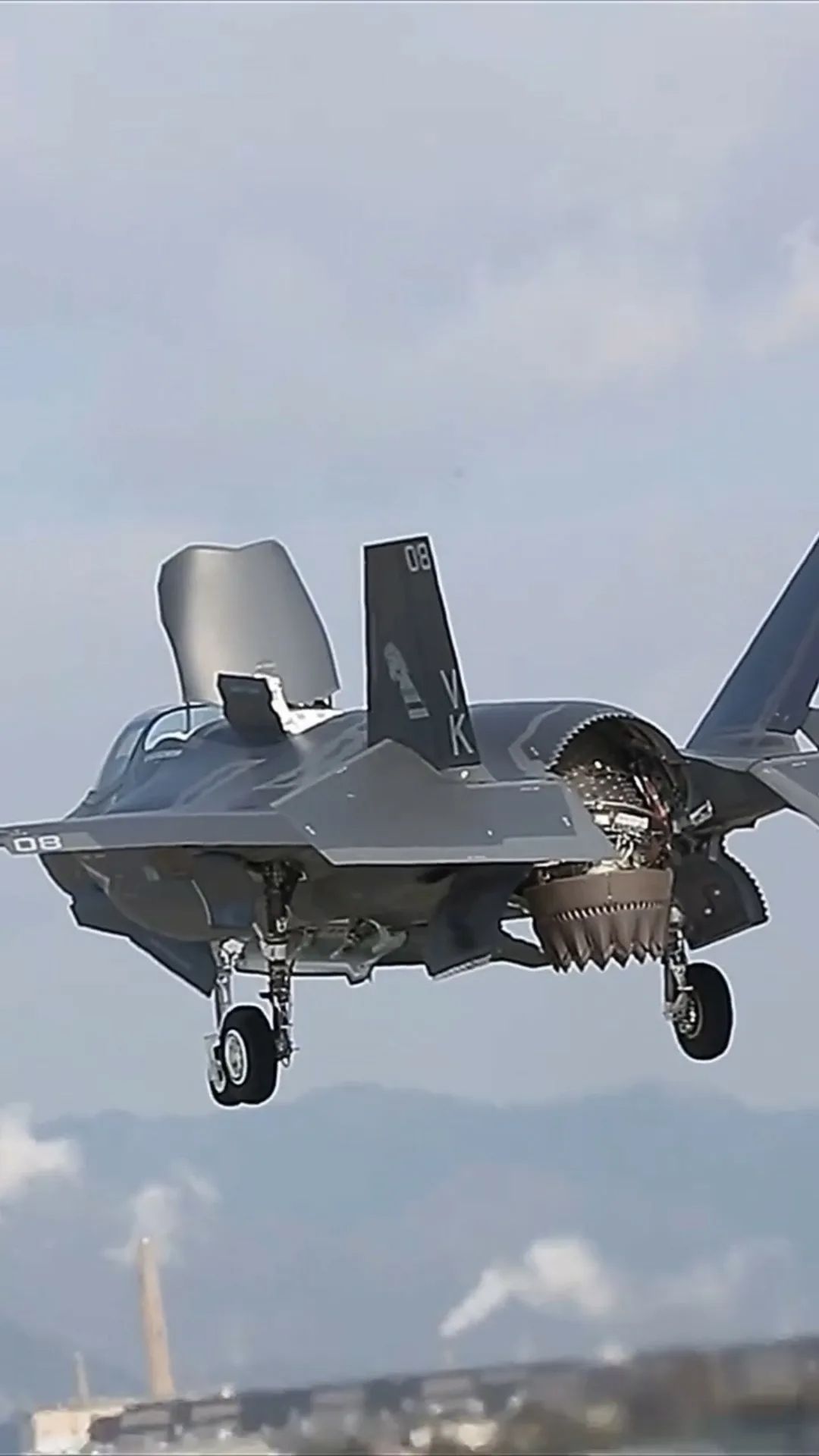 F-35B вертикальный взлет
