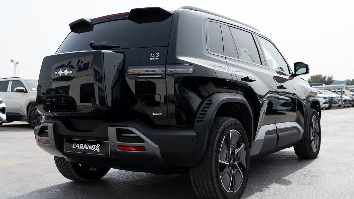 BYD Leopard 3 EV смотреть онлайн
