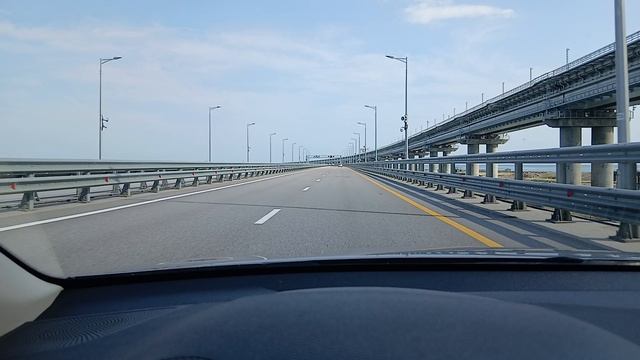 Едем по Крымскому мосту из путешествия домой на Kia ceed sw смотреть онлайн