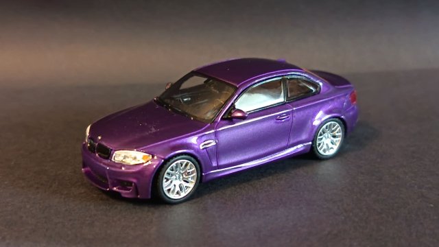 BMW M1 E82 coupe от фирмы 7CM Model в масштабе 1:64 BMW M1 E82 coupe от фирмы 7CM Model в масштабе 1:64