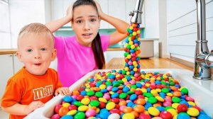Сюрприз для Адама и Оливера: шоколадный душ!
