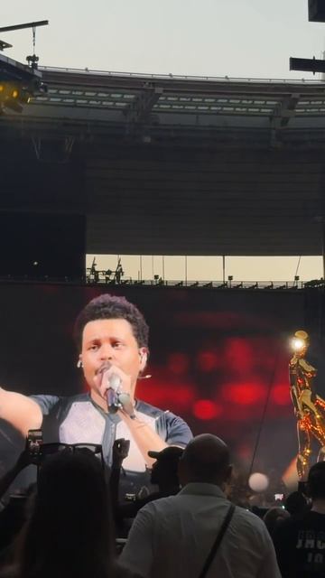 Концерт The Weeknd😍 смотреть онлайн