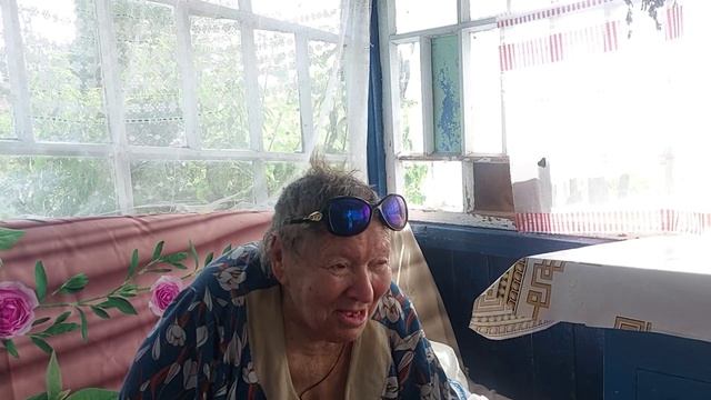 Золтушка оставила двух собачек смотреть онлайн