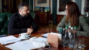 Зеленский заявил, что хочет сменить правительство Украины,А также отправить действующего премьера в