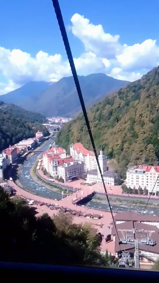 Роза-долина. Вид на курорт с канатной дороги. #nature  #туризм #travel