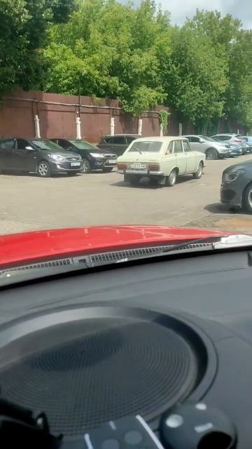 Иж комби 1