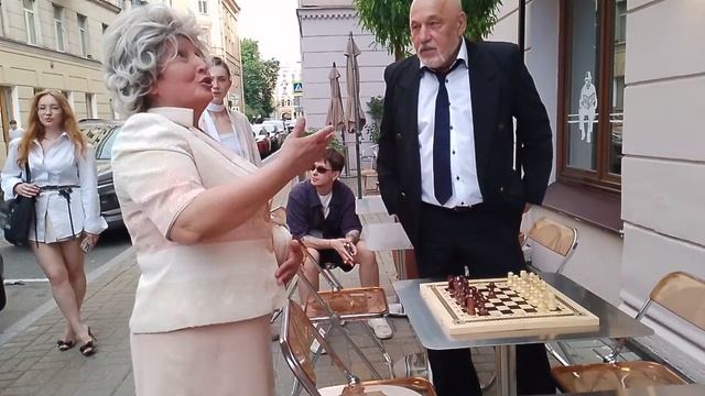 Неофициальный визит смотреть онлайн
