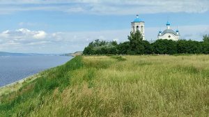 На Волге широкой.