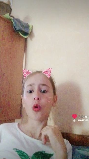 сестра танцует под песню смотреть онлайн